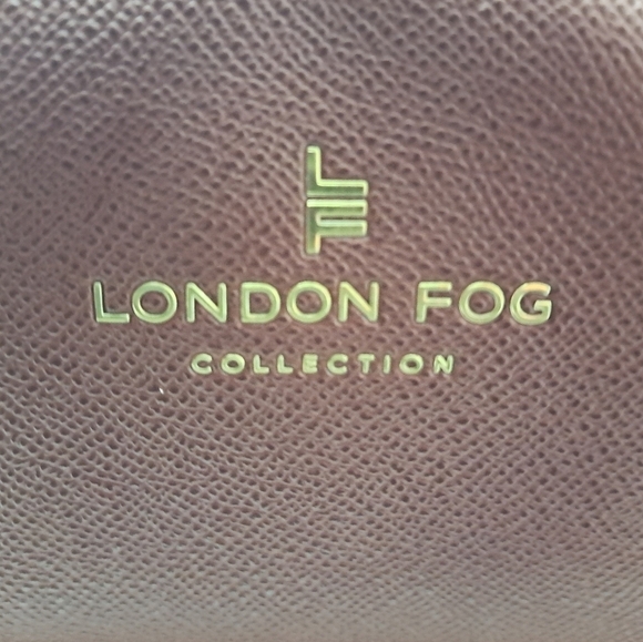 NWT London Fog 100th Anniversary Studded Cosmetic Case - Picture 2 of 9